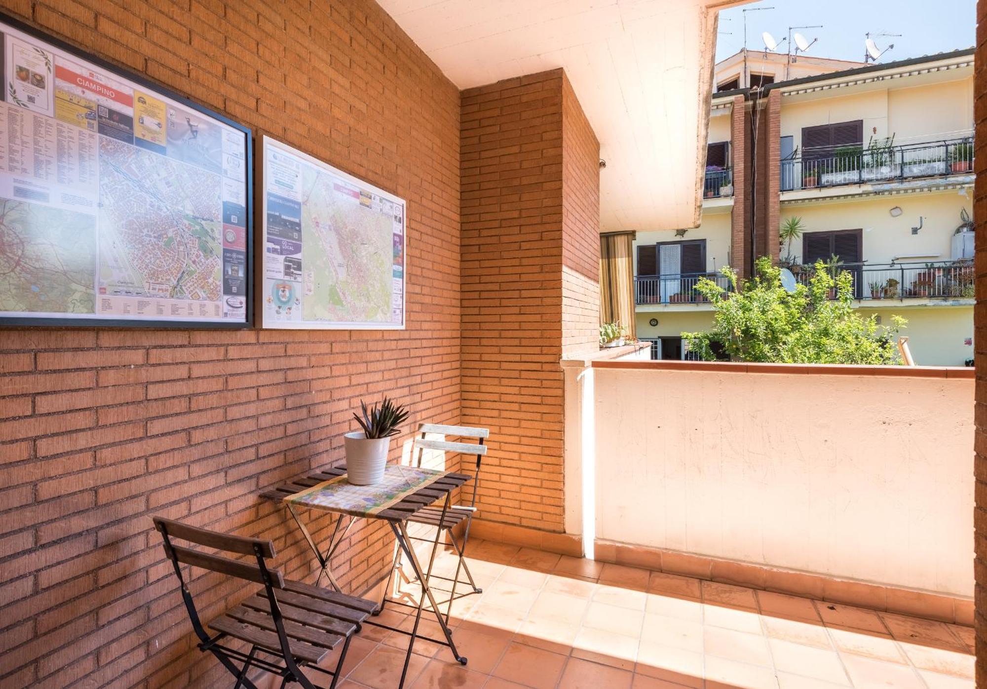 Travelershome Ciampino Suite Zewnętrze zdjęcie