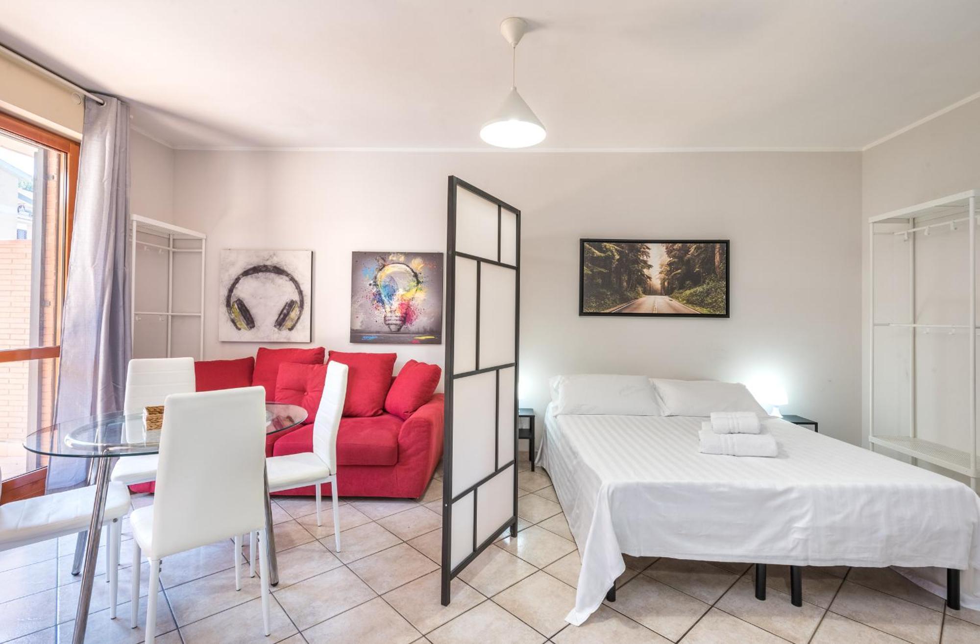 Travelershome Ciampino Suite Zewnętrze zdjęcie